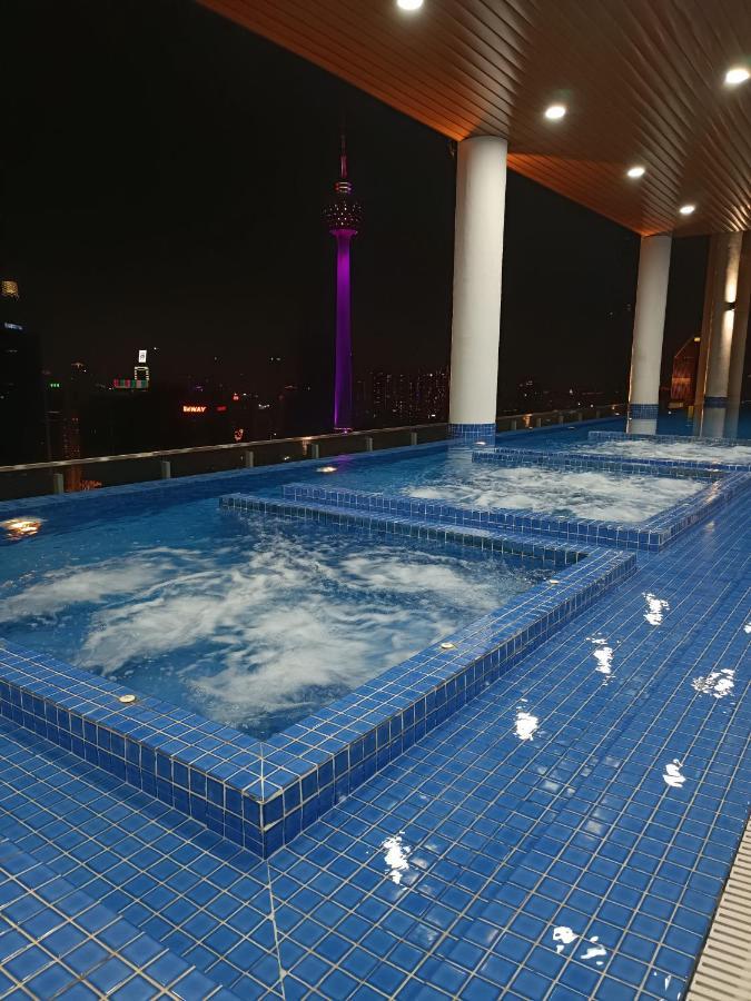 דירות קואלה לומפור Cl 29A Insta Klcc View & Infinity Pool מראה חיצוני תמונה